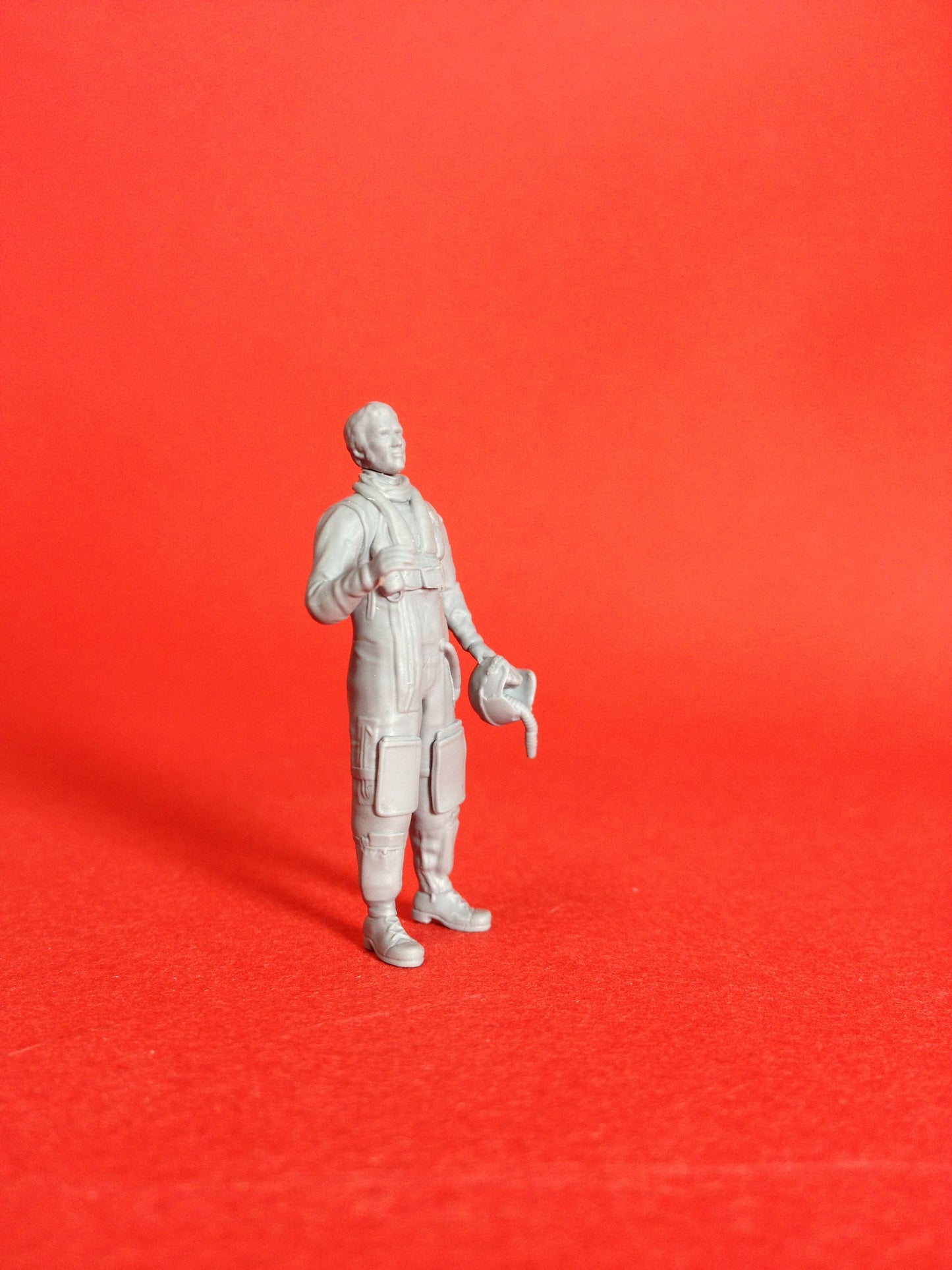 1/72 scale SAAB 35 & SAAB 37 Viggen pilot. Art # 72P006